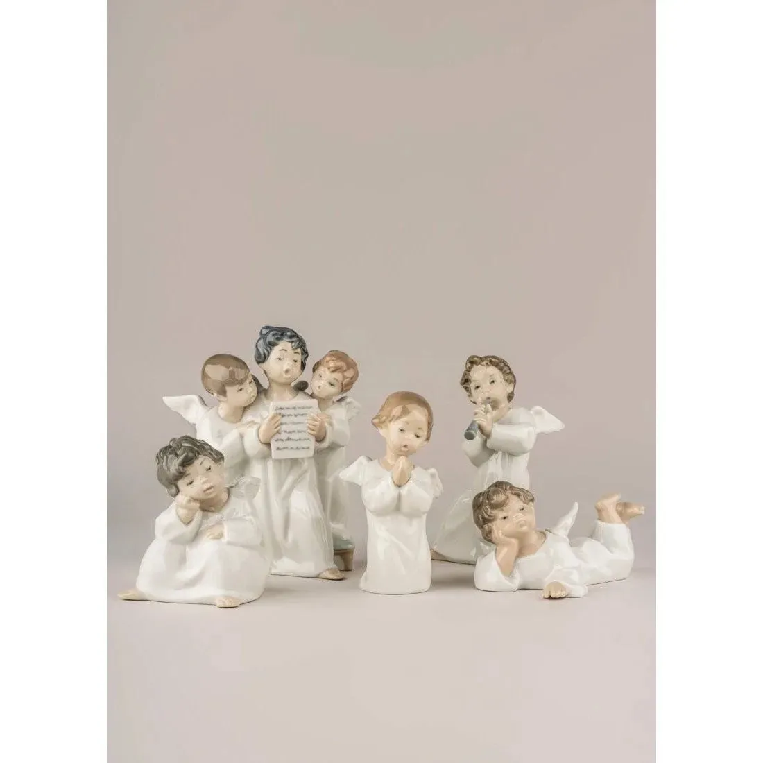 Angel Praying Figurine (Lladro Special Order)