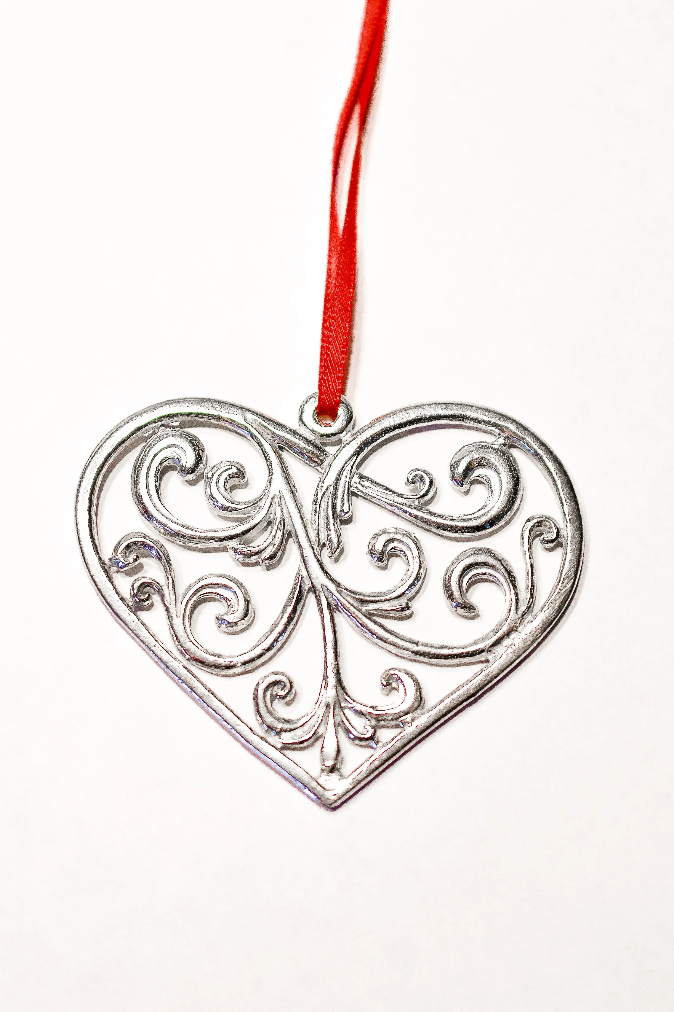 Heart Gifts - Elegant Swirly Heart Christmas Ornament