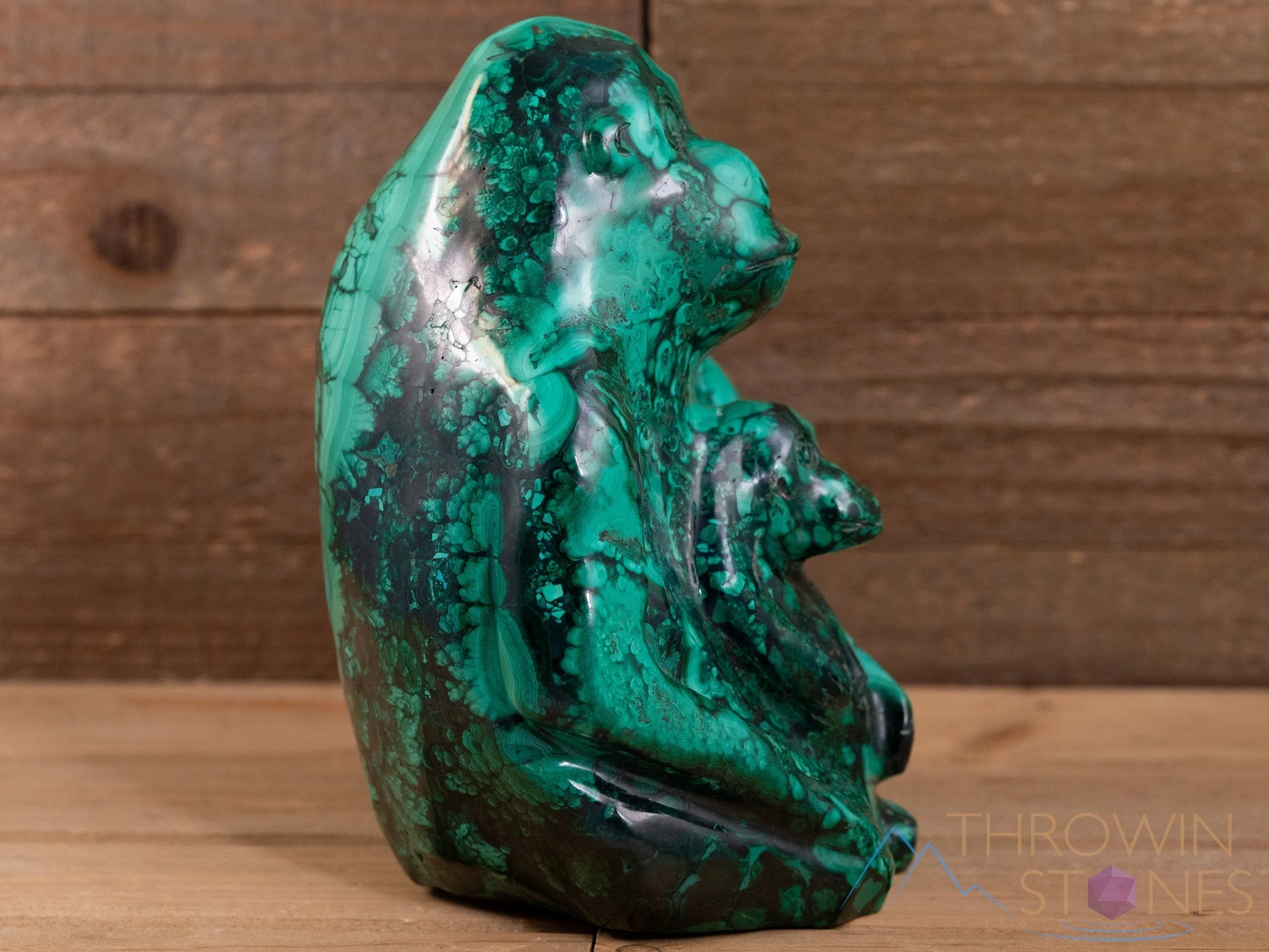 MALACHITE Crystal Gorilla w Baby - Crystal Carving, Housewarming Gift, Home Decor, Healing Crystals and Stones, 40328