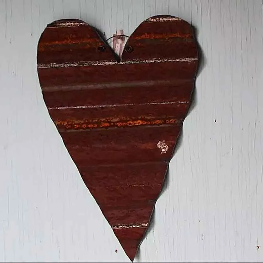 Narrow Metal Heart