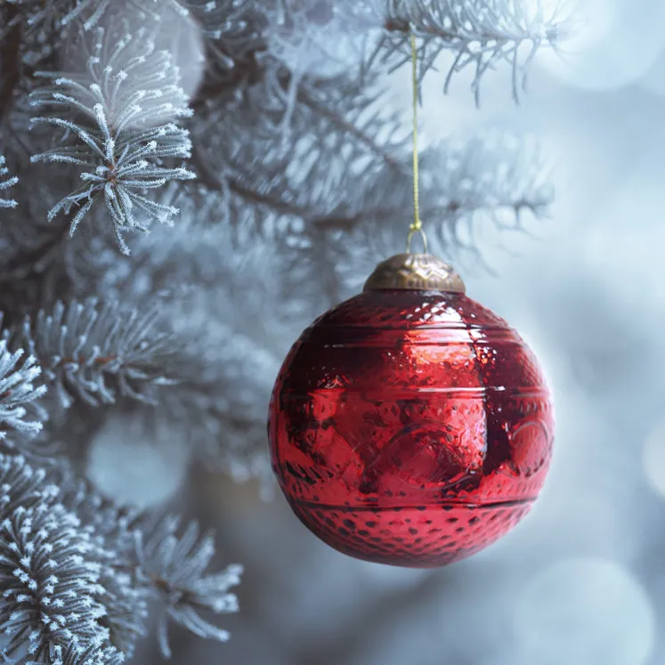 Set of 4 Red Mercury Glass Ornaments (3.15 Inch Elegant Etched Ball) - Perfect for Christmas Tree, Hanging Holiday Decoration, Gifts & Home Decor